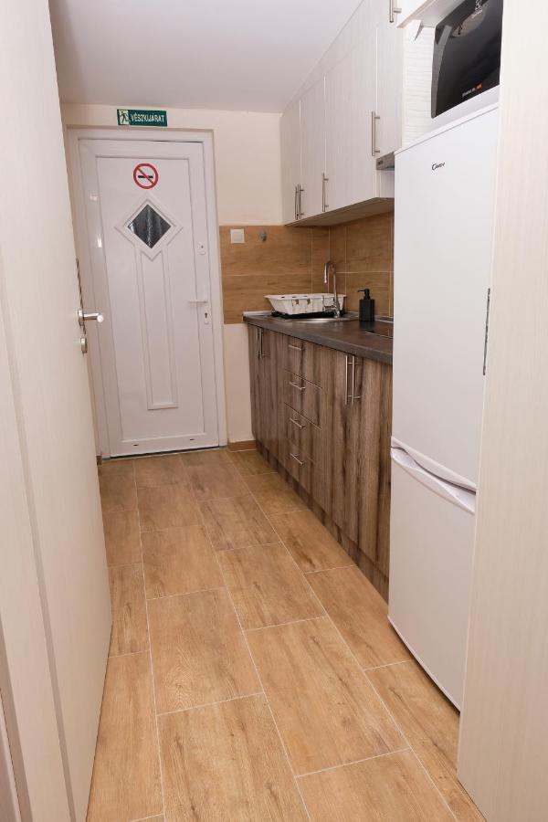Kincses Sziget Apartman Рацкеве Экстерьер фото