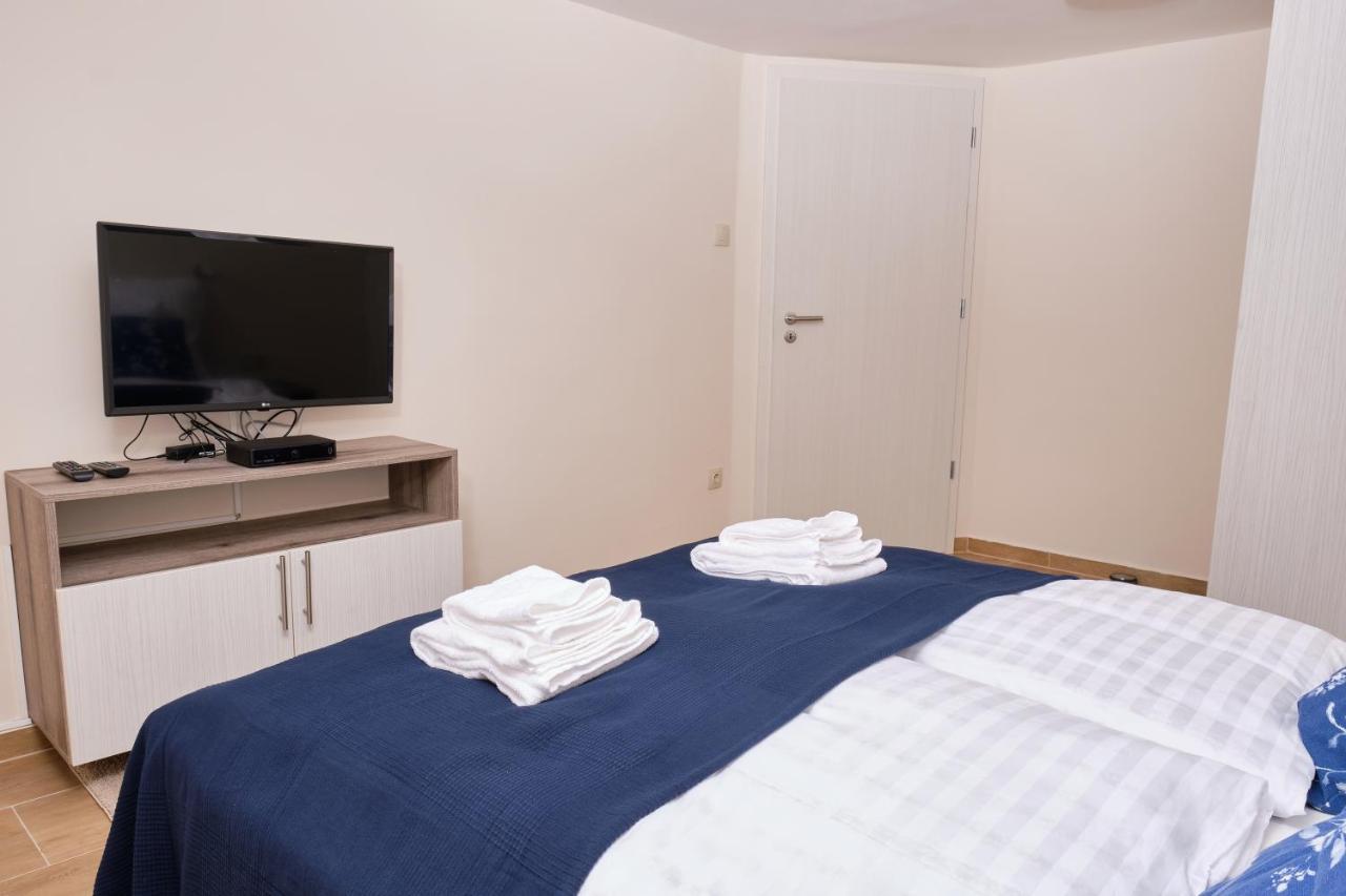 Kincses Sziget Apartman Рацкеве Экстерьер фото