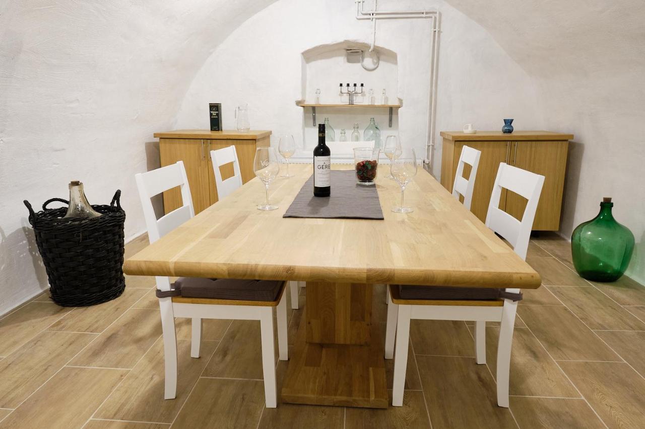 Kincses Sziget Apartman Рацкеве Экстерьер фото