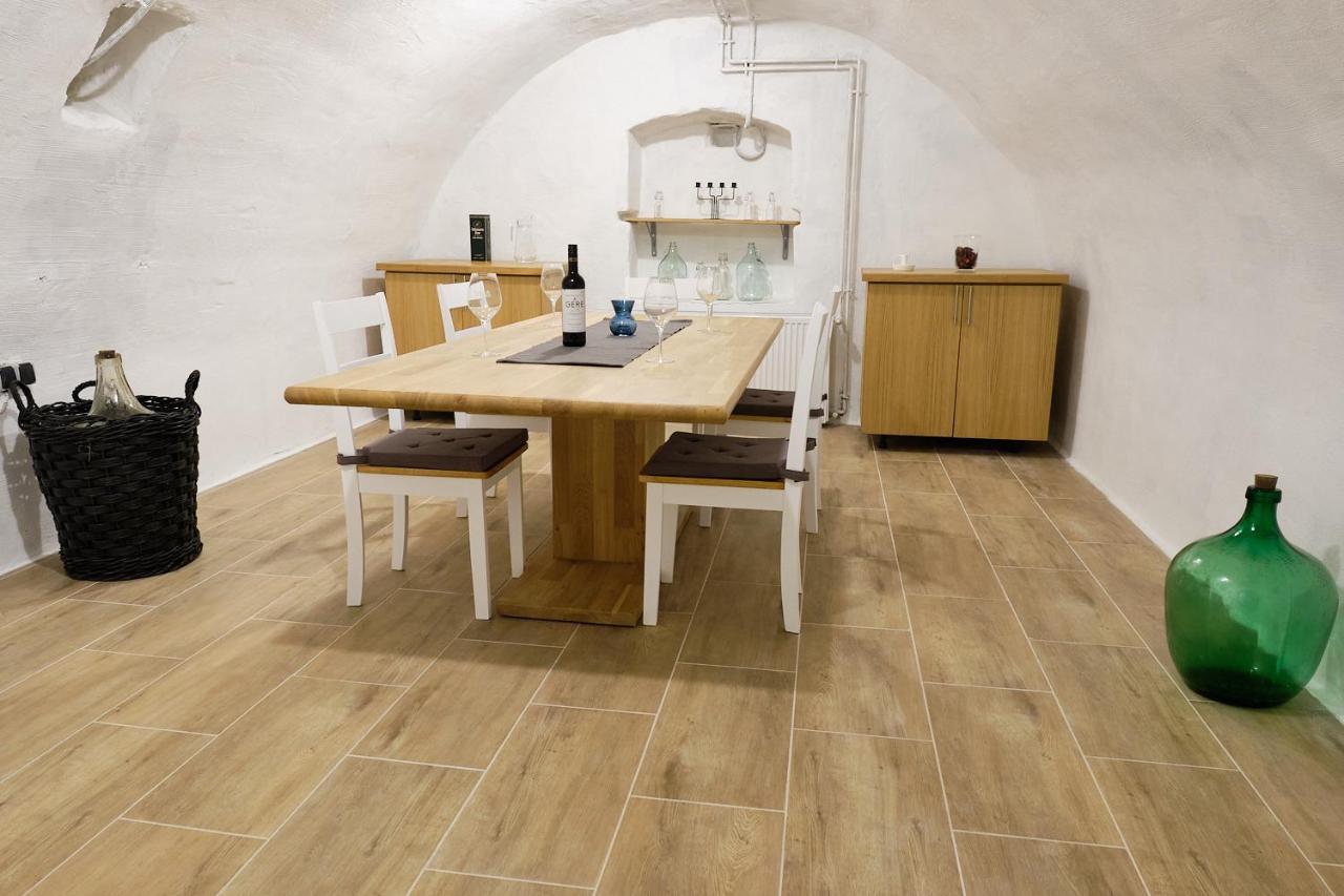 Kincses Sziget Apartman Рацкеве Экстерьер фото